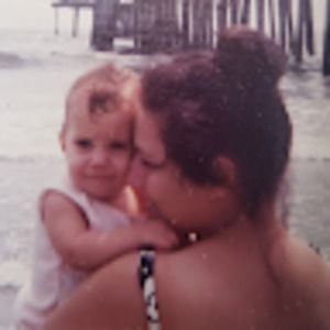 Meet your Posher, Faye d